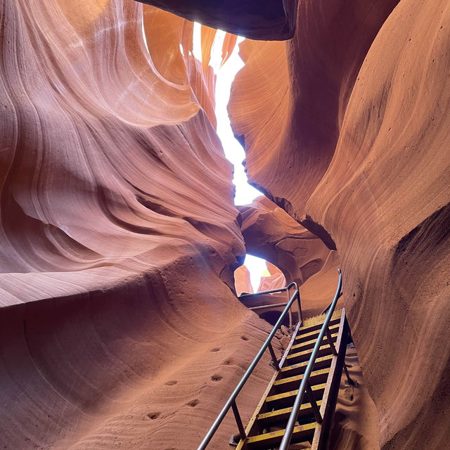 Lower Antelope Canyon