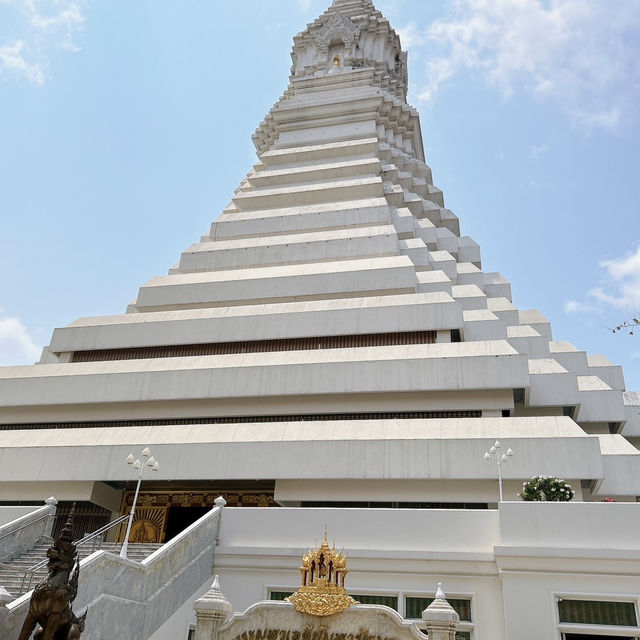 【ワット・パークナム・パーシーチャルーン】バンコク　タイ🇹🇭