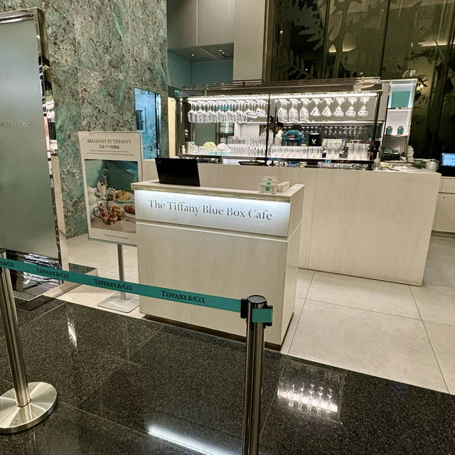 【香港・尖沙咀】アジア初出店のティファニーカフェ「The Tiffany Blue Box Café」