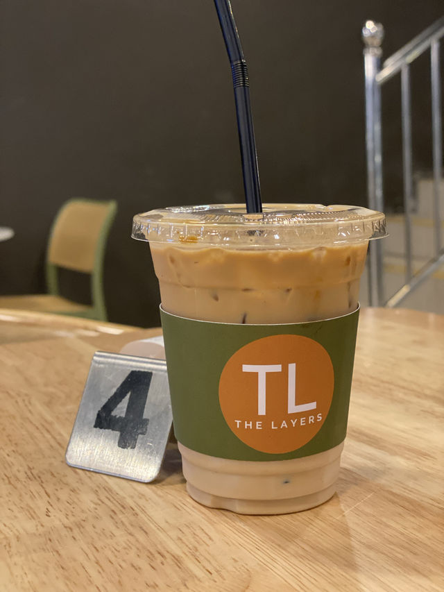Hipster cafe with fantastic foods! 