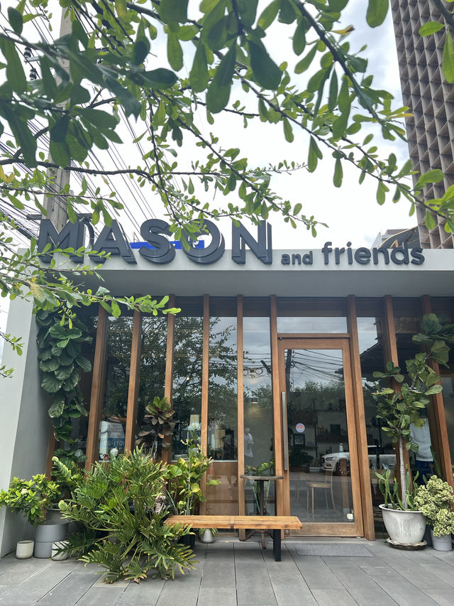 MASON and friends คาเฟ่ลาดกระบัง
