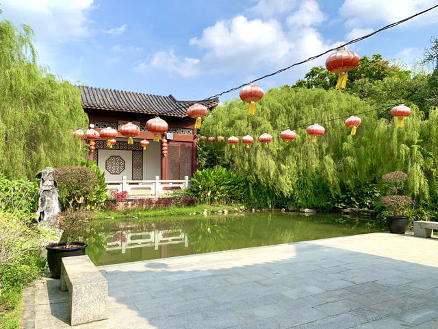 マレーシア　プトラジャヤ観光　中国マレーシア友好庭園が素晴らしいぞ！