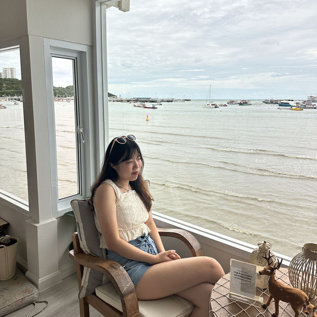 🇹🇭芭堤雅 最美的海邊Cafe🍹🍰