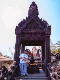 unseen ลพบุรี เดินขึ้น ปราสาท รวมรอยพระพุทธบาท 