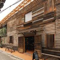 Vanich House ตลาดน้อย