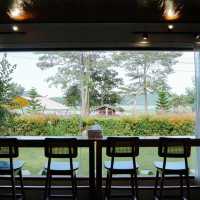 คาเฟ่ #Petfriendly ริมอ่างเก็บน้ำเขาจุก จ.ระยอง