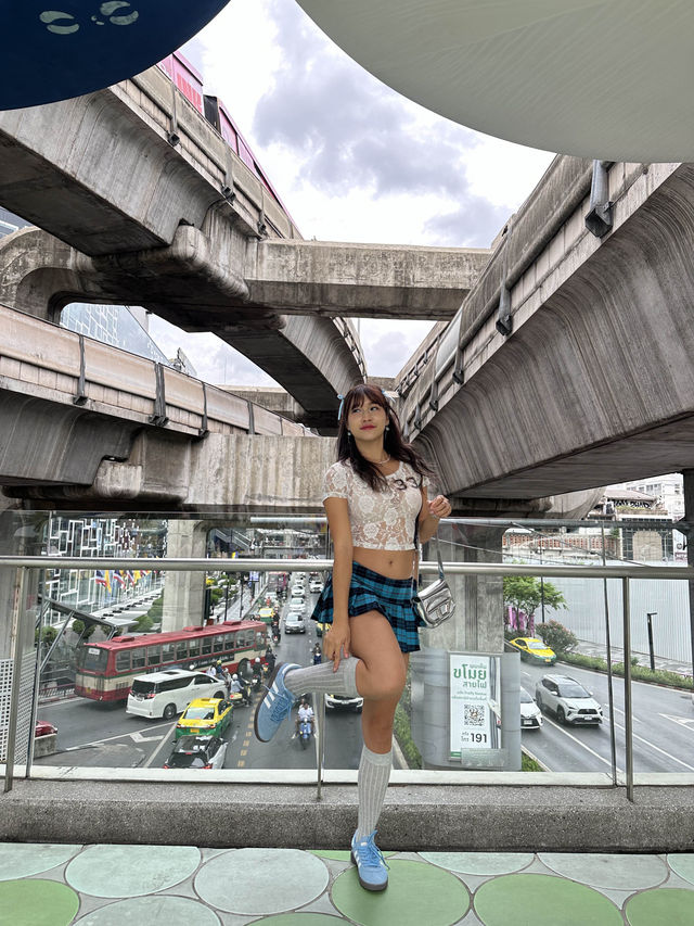 曼谷🇹🇭必打卡網紅天橋🩶