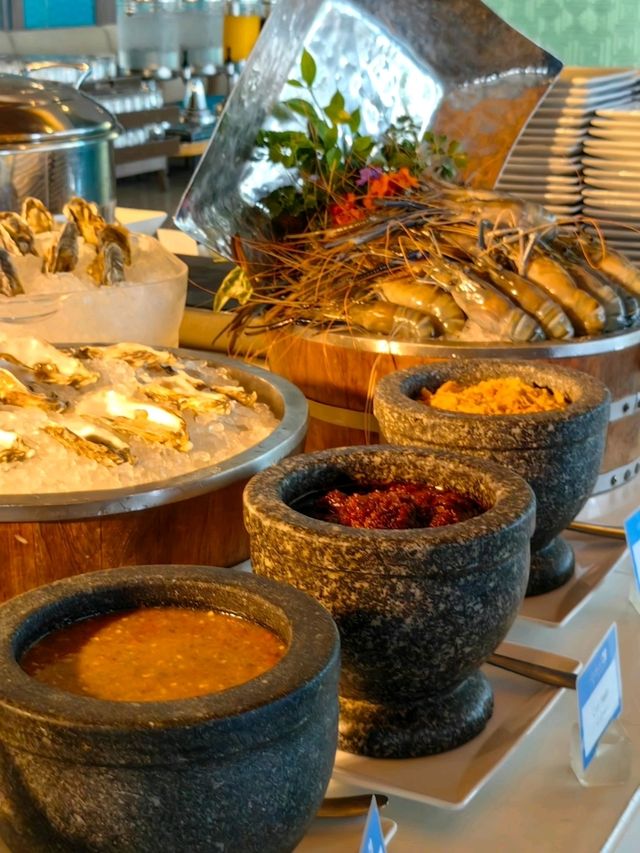Unlimited Fresh Seafood at Novotel Bangkok IMPACT