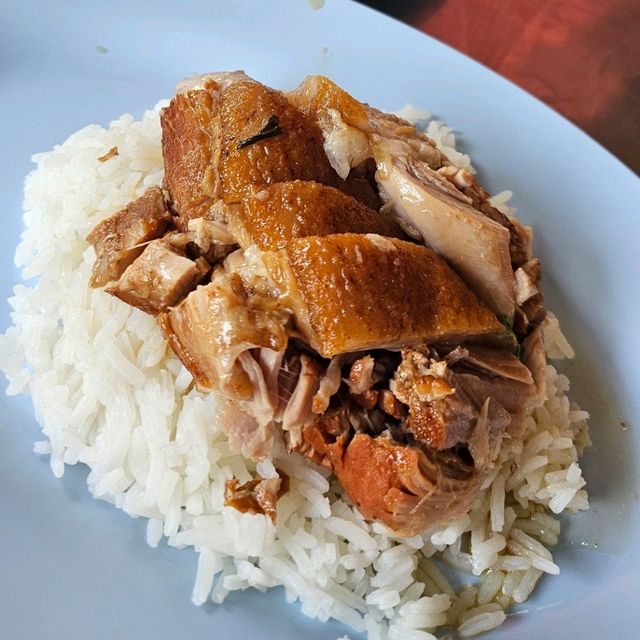 บางหว้าขาหมู (เจ๊รี): ตำนานความอร่อย