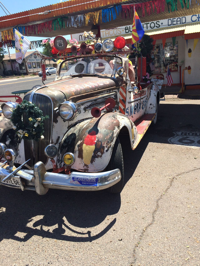 Experience Cars in Real Life Along Route 66 🇺🇸
