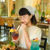 เที่ยวคาเฟ่อยุธยา ถ่ายรูปเล่น ให้อาหารน้องช้าง