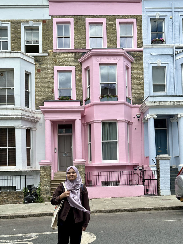 Notting Hill Vibes: A Walk Through London’s Iconic Streets 🇬🇧
