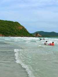 หาดน้ำใส สัตหีบ