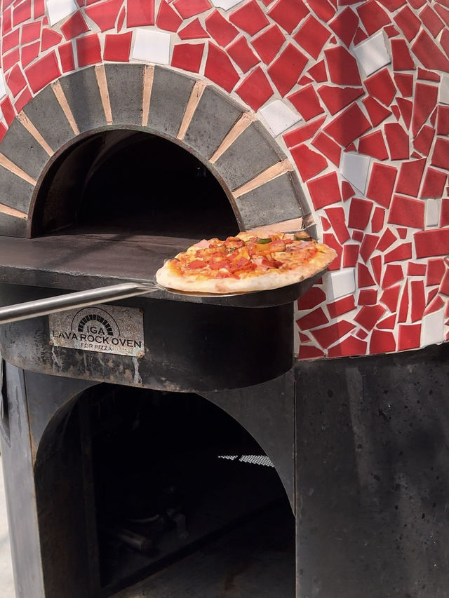 【福岡カフェ】土日しか開かないカフェ✨️ピザ窯で焼くピザがおすすめ🍕