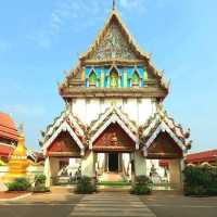 Wat Si Chomphu Ong Tue
