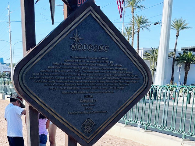 拉斯維加斯必到的第一站：Las Vegas Sign