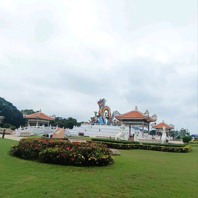 อุทยานสวรรค์ ลูกหลานมังกรปากน้ำโพ