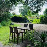 อดิเรก คาเฟ่