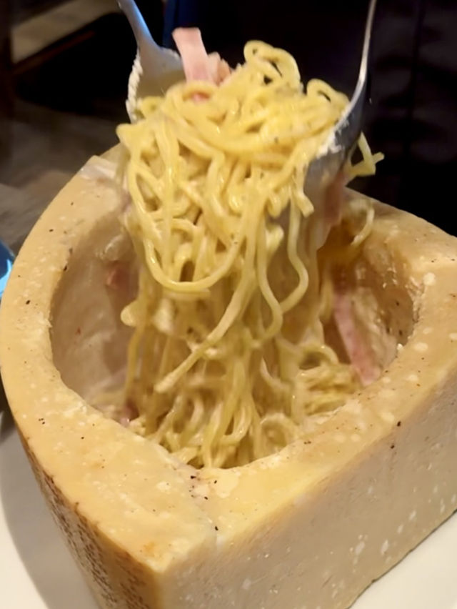 【山口旅行】 チーズの器でカルボナーラ