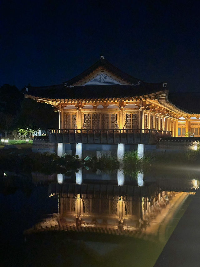 야경이 아름다운 전주 덕진공원