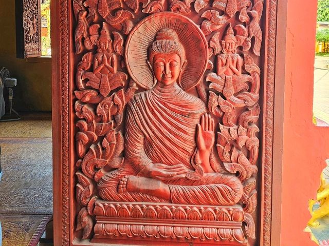 วัดศรีเมือง: วัดเก่าแก่คู่บ้านคู่เมืองเวียงจันทน์