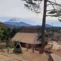 富士山與合掌村的完美組合〔西湖療癒之里根場〕
