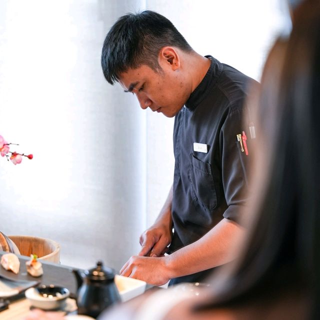 ลากแฟนไป เดทกินโอมากาเสะที่ซ่อนในโรงแรมหรู
