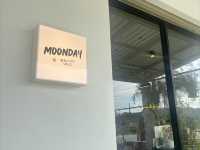 Moonday คาเฟ่สไตล์มินิมอลบนเขาสอยดาว🏔️🍵
