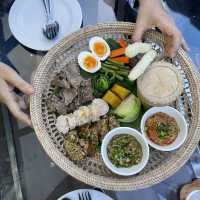 Mira Cuisine ขันโตกฮาลาลในสวน เชียงใหม่