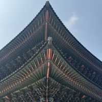 A Day Exploring Seoul Gyeongbokgung Palace, Bukchon Hanok Village and Cheonggyecheon Stream