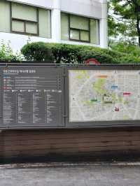 함께 걸으면 없던 로맨스도 생긴다는 덕수궁 돌담길🚶🏻‍♀️🚶