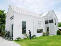 White Brick Yard พิกัดคาเฟ่ศาลายา นครปฐม