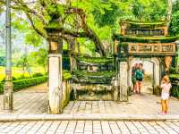 Temple of Emperor Le Dai Hanh...닌빈