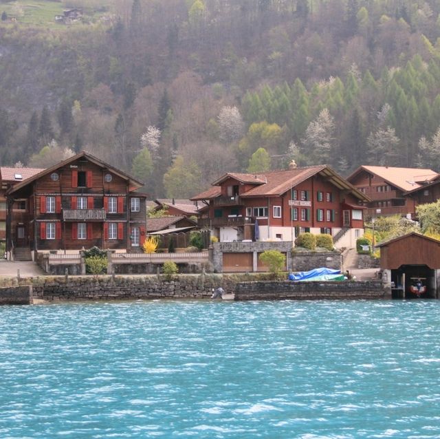 ล่องเรือในทะเลสาบ Brienz