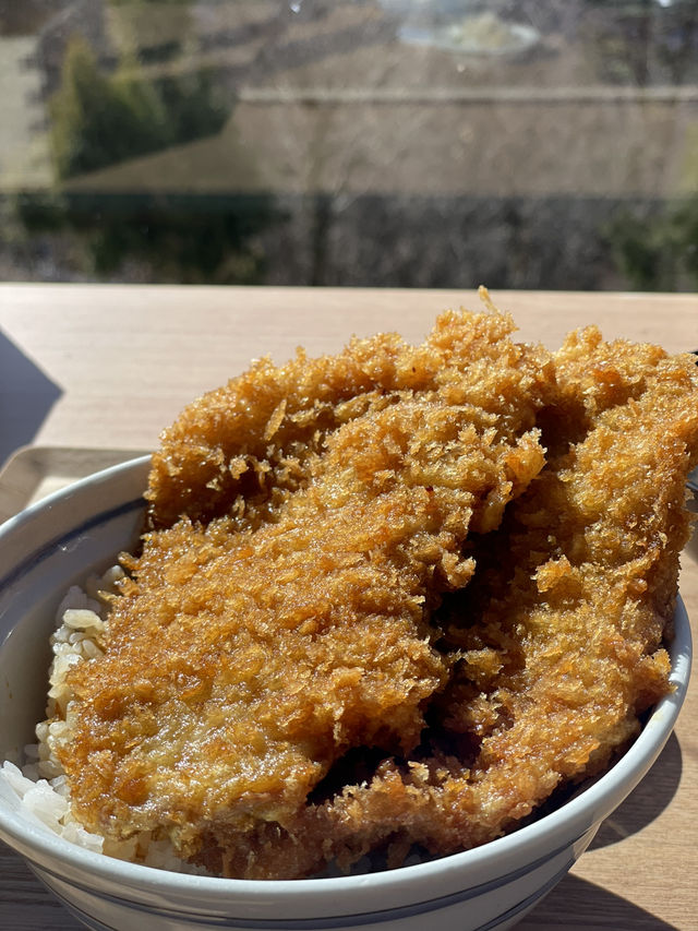秩父と言ったら・・【わらじカツ丼】広まるきっかけになった「大島屋」