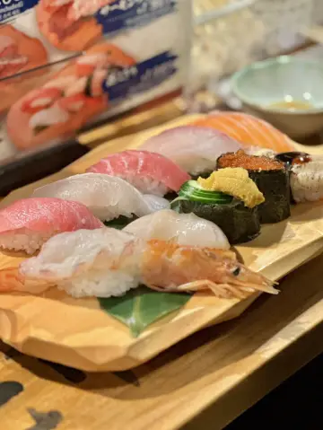 🇯🇵日本大阪難波道頓堀壽司店『壽司鮪魚一鐵』千日前店