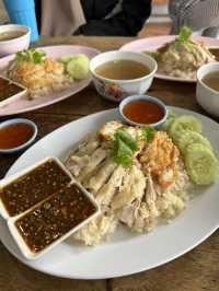 ข้าวมันไก่ฮาลาล เชียงคาน