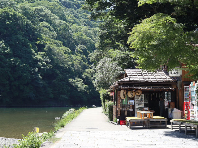 Experience the Timeless Beauty of Arashiyama in Kyoto