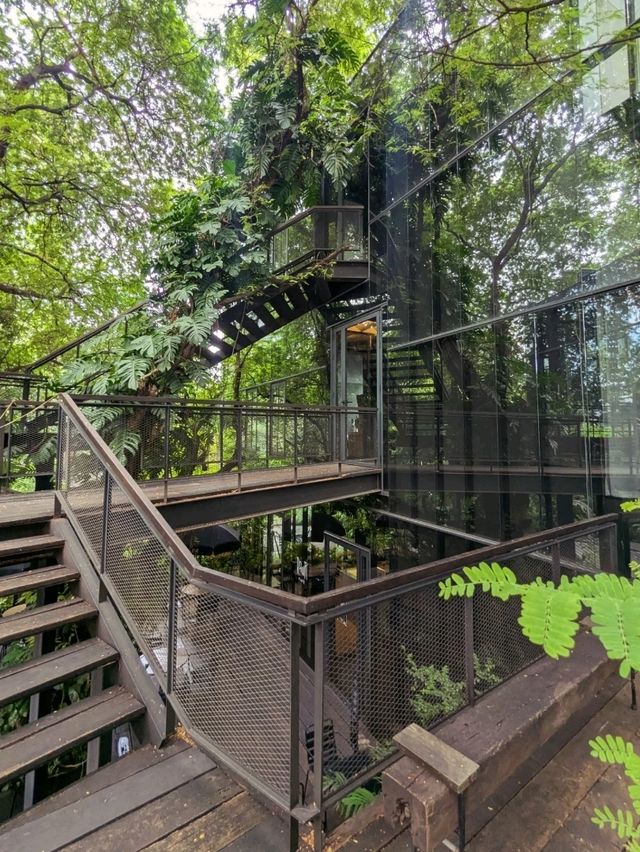 RAWR Cafe 曼谷森林系咖啡廳，彷如走入森林小屋
