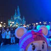上海迪士尼的浪漫日與夜之旅