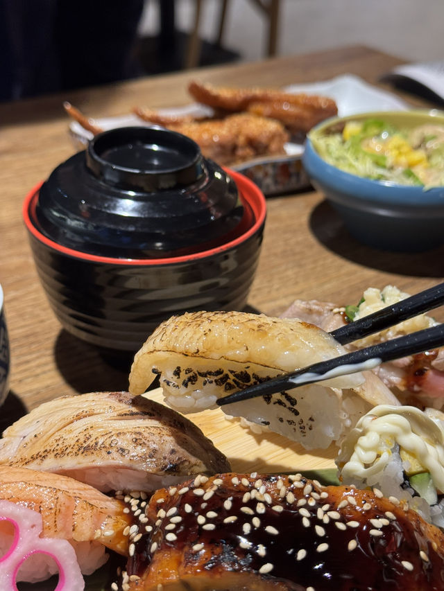 誰能拒絕那麼好吃的壽司定食和刺身@東京街 誰能拒絕那麼好吃的壽司定食和刺身@東京街