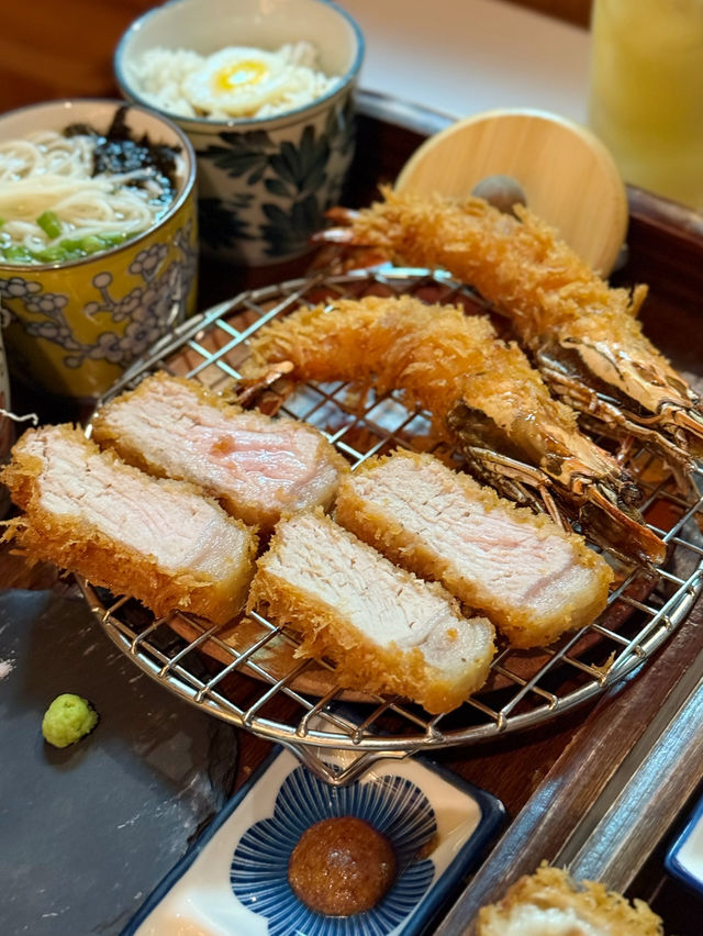 韓國吉列豬扒專門店🐷