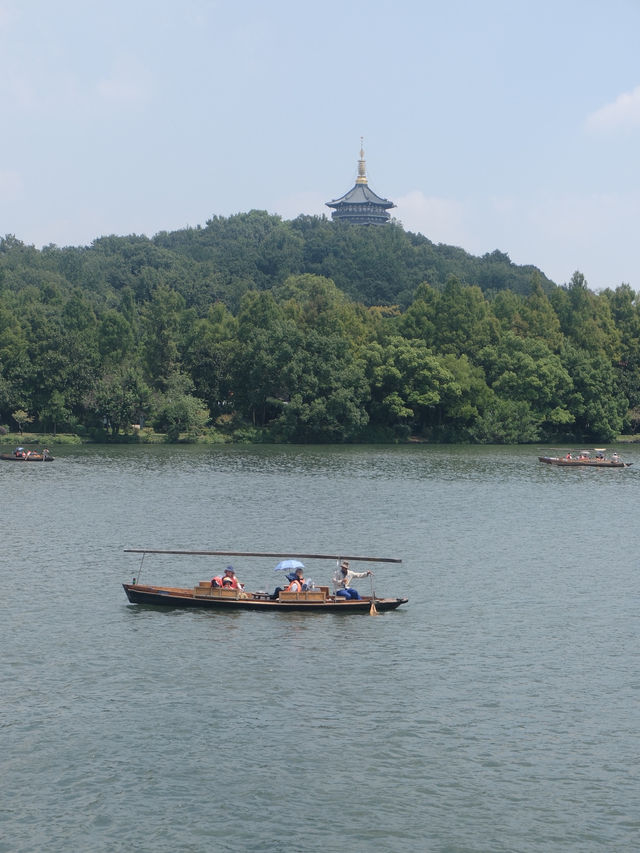 🌅 West Lake Hangzhou: A Dreamy Escape into China’s Most Beautiful Scenery 🏞️ 