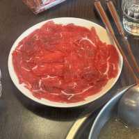 原鄉牧養，台灣牛新鮮直送🐮總是人潮滿滿的好吃的饗牛火鍋🍲