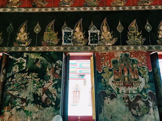 泰國曼谷湄南河畔著名古跡寺廟景點：Wat Suwannaram Ratchaworawihan，氣勢恢宏寺廟建築，十六世紀精美壁畫，適合打卡拍照📸冥想