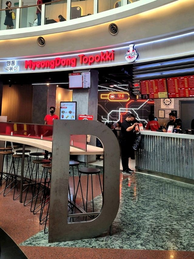 CHEF'S KISS, FLAVORFUL KOREAN EATS AT MYEONGDONG TOPOKKI