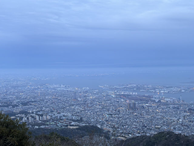 《神戶摩耶山的千萬夜景：掬星台的震撼》