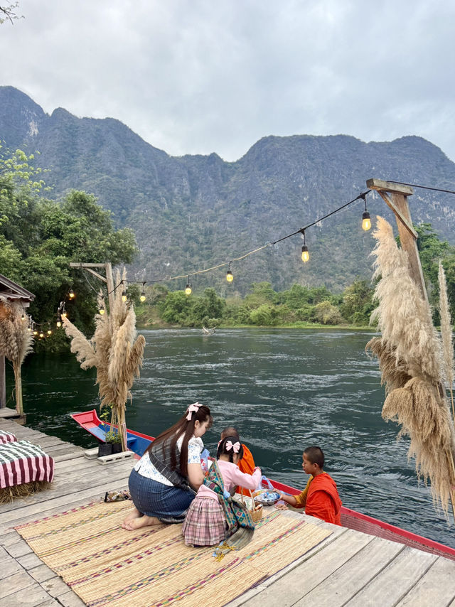 เมืองเฟือง…เรื่องของความสุข 🏡🏔🇱🇦