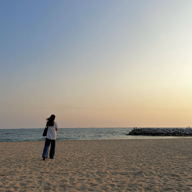 หาดแหลมเจริญ - ระยอง