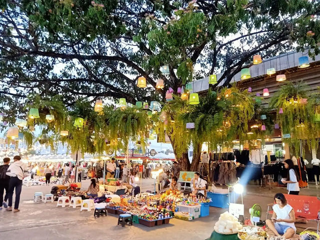 ตลาดต้นตาล จ.ขอนแก่น